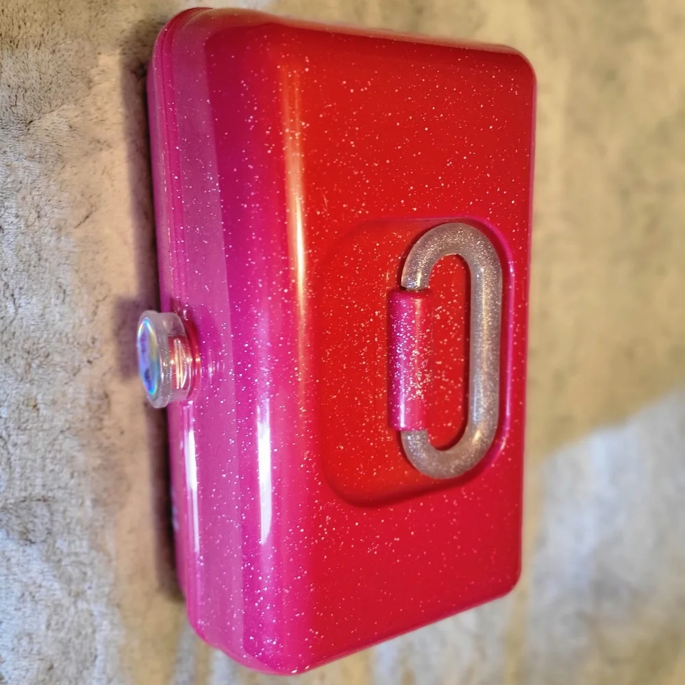 Caboodles Sparkling Fuchsia Makeup Case